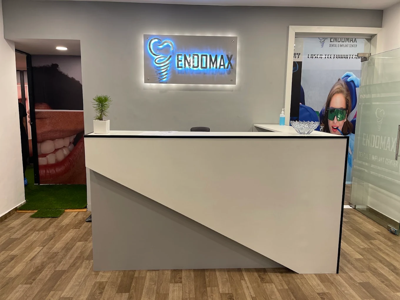 Endomax Dental & Implant Centre