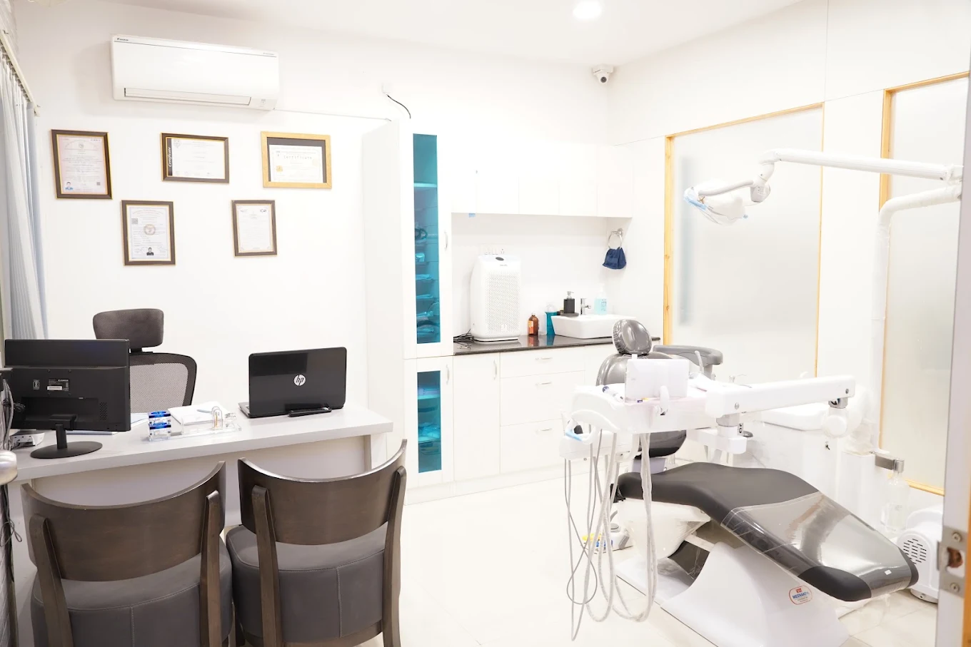 Endomax Dental & Implant Centre