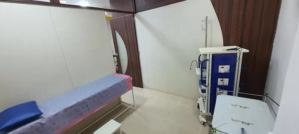 Dr.Prakash Valse - GI Surgeon in PCMC| Piles treatment in pimple saudagar| Gall bladder treatment | Endoscopy in PCMC - Photo 7