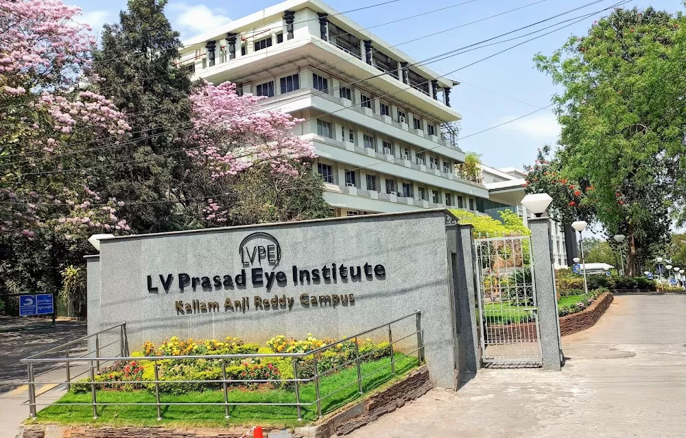 L V Prasad Eye Institute - Photo 6