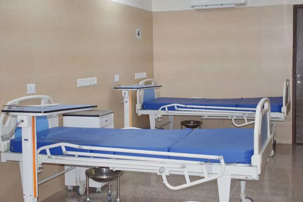 Manas Clinic - Photo 8