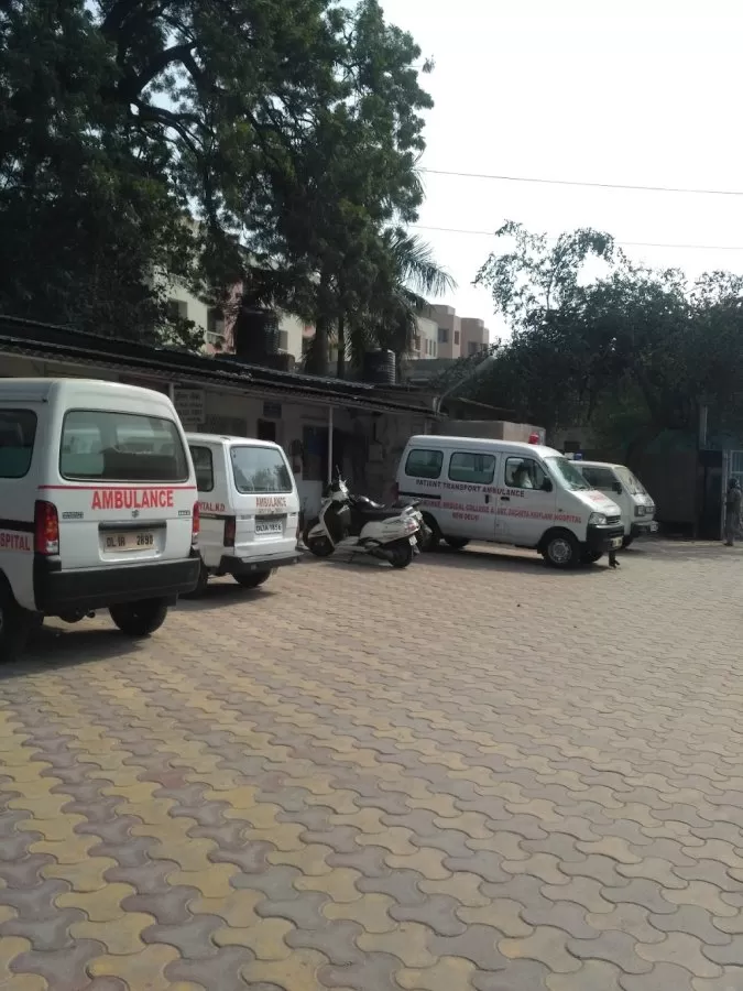 Smt Sucheta Kriplani Hospital - Photo 5