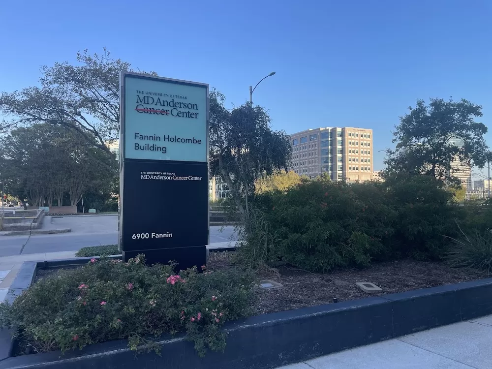 MD Anderson Cancer Center - Photo 8