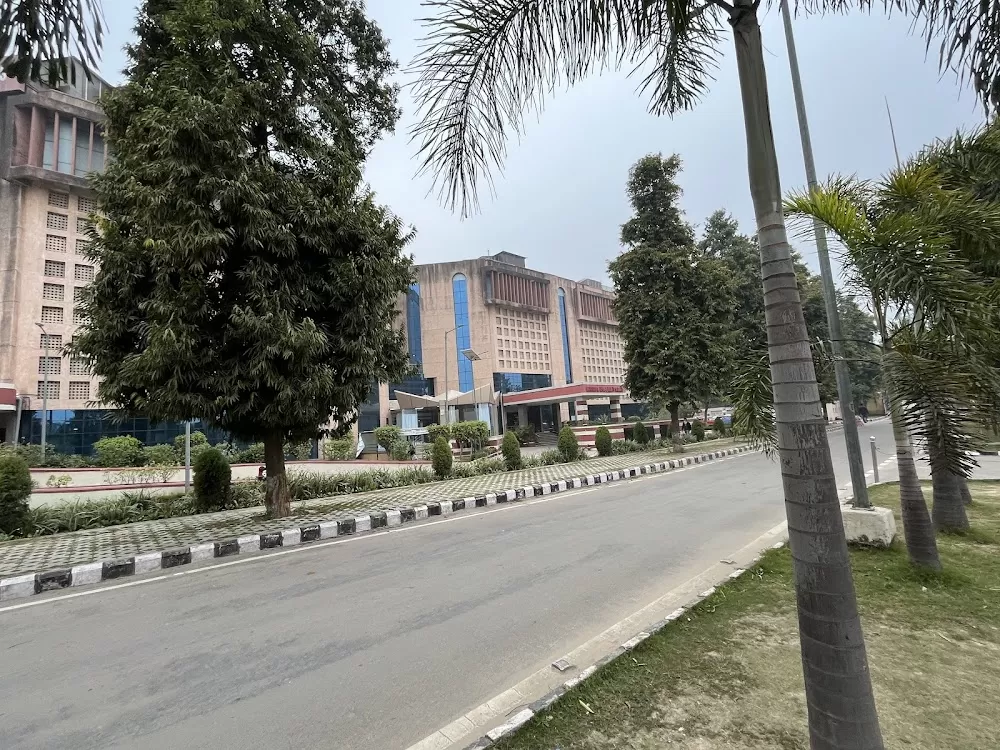 Institute of Liver and Biliary Sciences - Photo 8