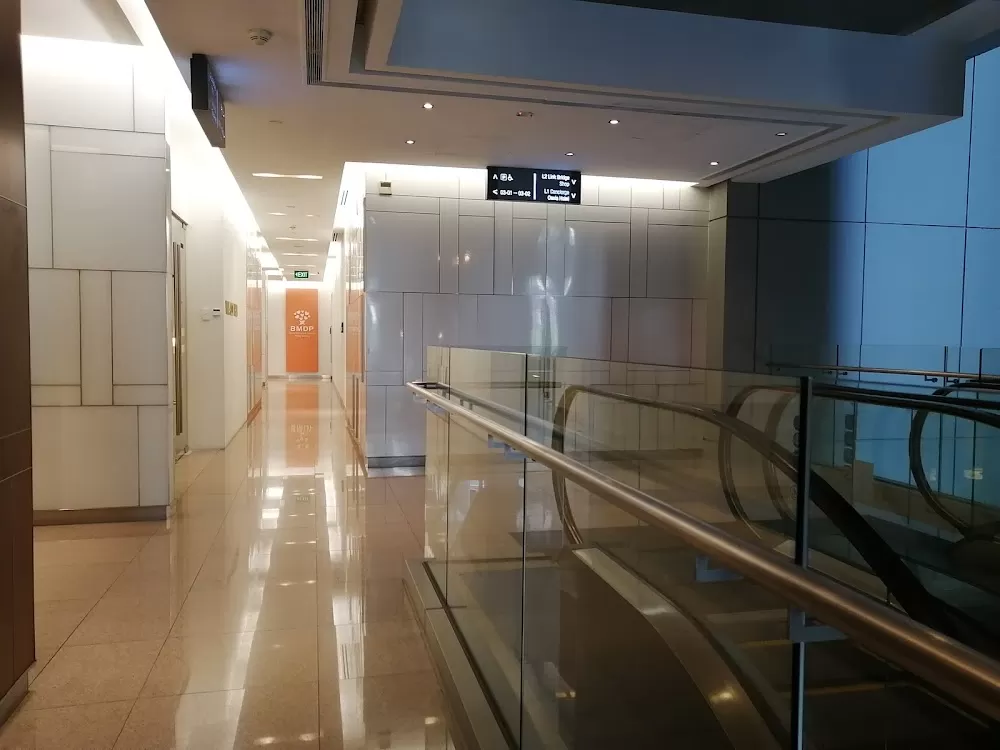 Novena Specialist Center - Photo 8