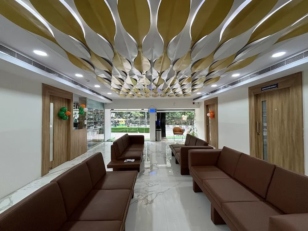 Q Medical Center and Hospital , Dickenson Road, Bangalore - Photo 2
