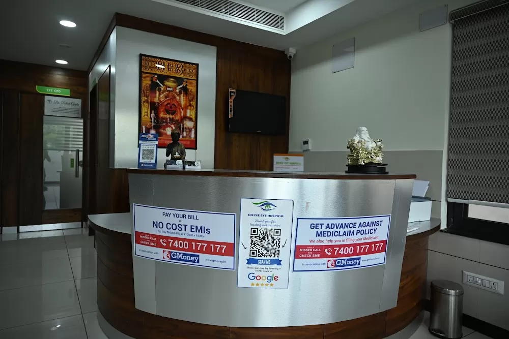 Divine Eye Hospital-Best Eye Hospital in Panchkula led by Dr Ritesh Gupta, AIIMS trained Eye Surgeon with 20 + year Exp - Photo 4