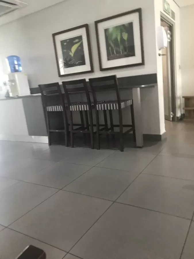 Intercare Day Hospital - Century City - Photo 3