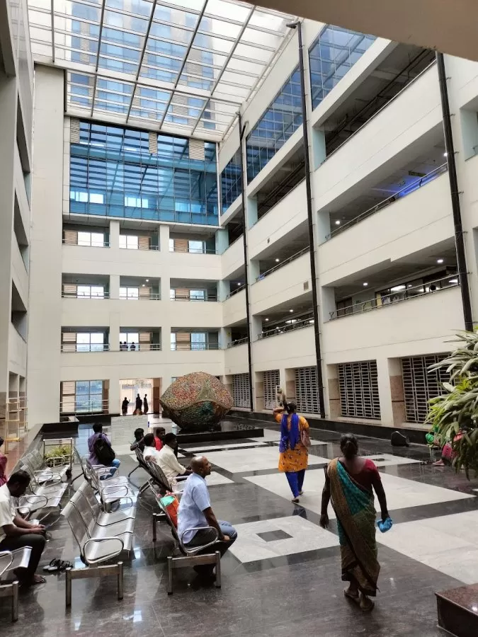 Aravind Eye Hospital Mylapore (City Centre) - Photo 4