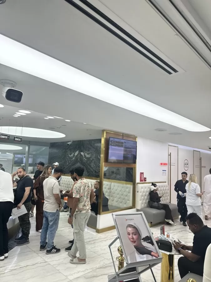Padra Medical Center / مركز بادرا لزراعة الشعر - Photo 7
