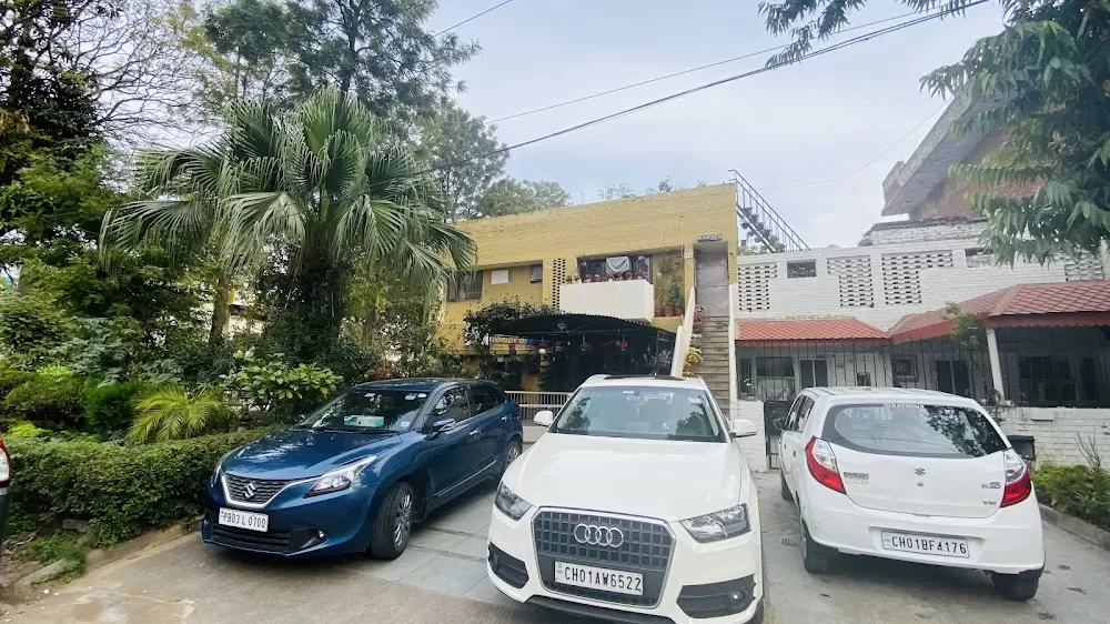 Dr Ajay's Pediatric & Family Wellness Clinic – Children's & Adult Vaccination Centre - Photo 6