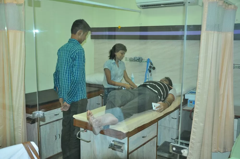 Dr. Chaudhry’s Moral Hospital – Multispeciality Care in Dental, Gynaecology, Pediatrics | Yamuna Vihar, Delhi - Photo 5