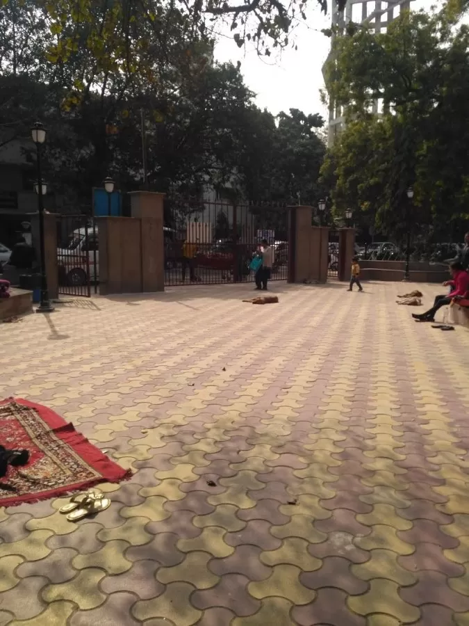 Smt Sucheta Kriplani Hospital - Photo 2
