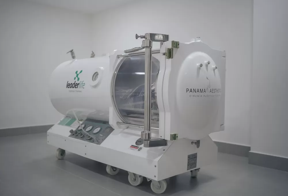 Panama Hyperbaric Center - Photo 1