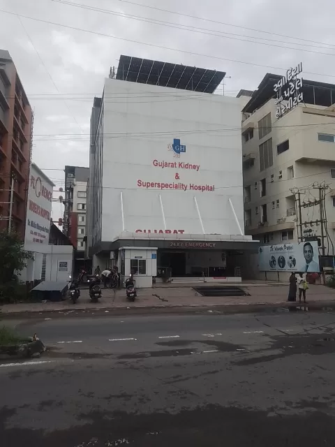 Gujarat Kidney & Superspeciality Hospital - Photo 6