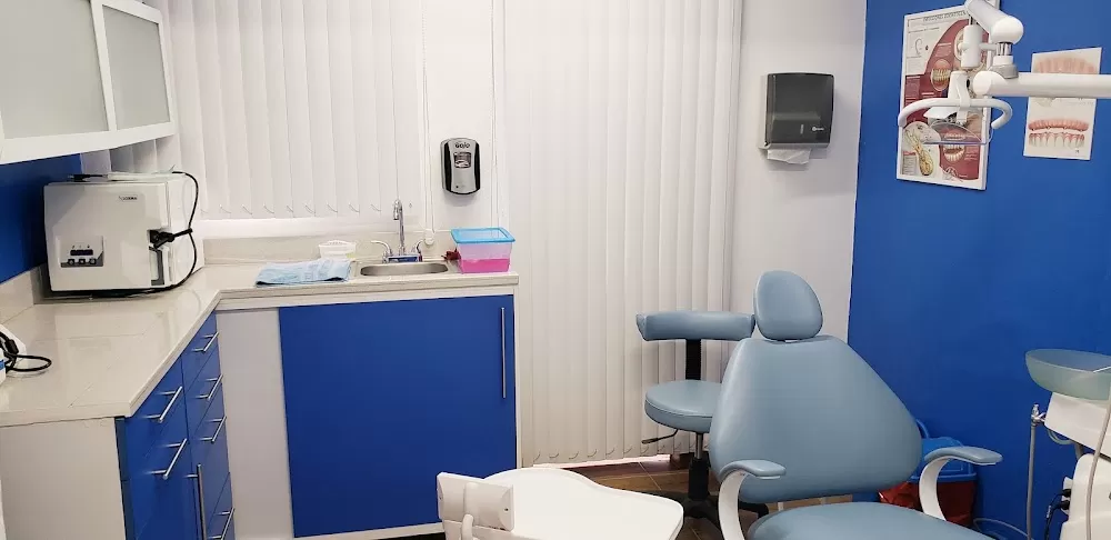 Clínica Dental Real - Photo 1