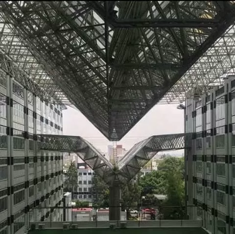 Centro Medico Nacional 20 de Noviembre - Photo 1