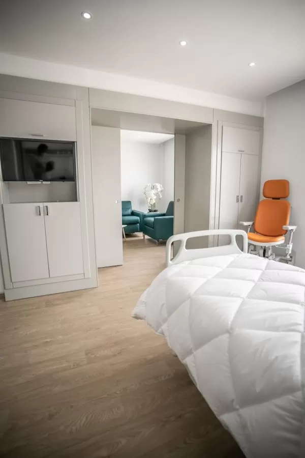 Amilcar International Hospital Center - Photo 6