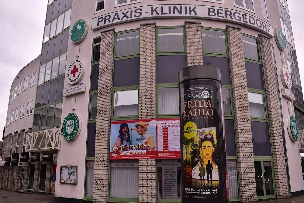 Praxis-Klinik Bergedorf Krankenhaus - Photo 2