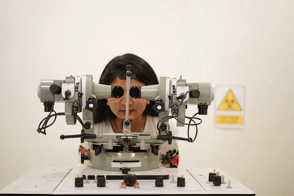 Moolani's Eye Care Centre – Eye Specialist & Cataract Surgery Pune | MG Road - Photo 4