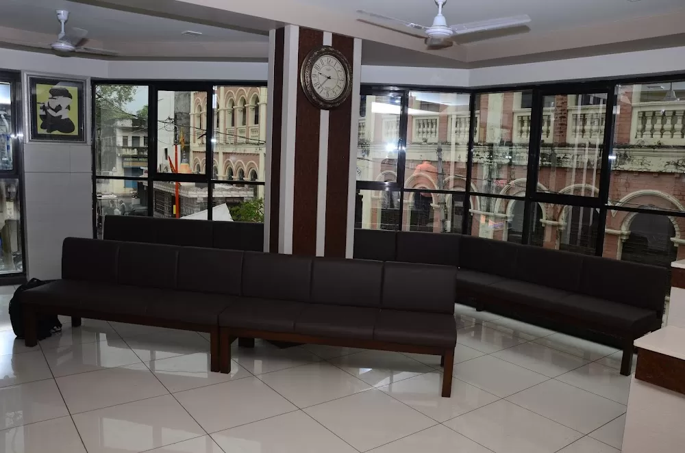 Narayan Hospital - Photo 3