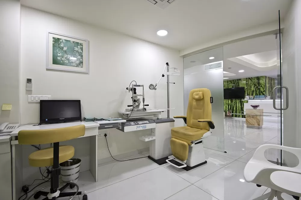 Asian Eye Hospital and Laser Institute - Photo 1