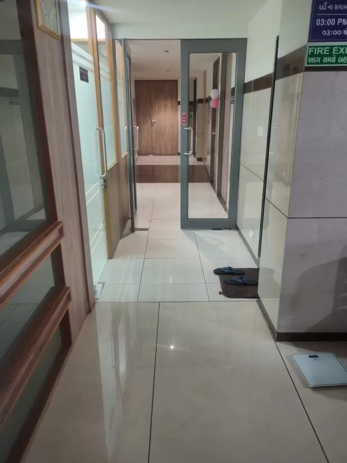 Divine Hospital - Photo 6
