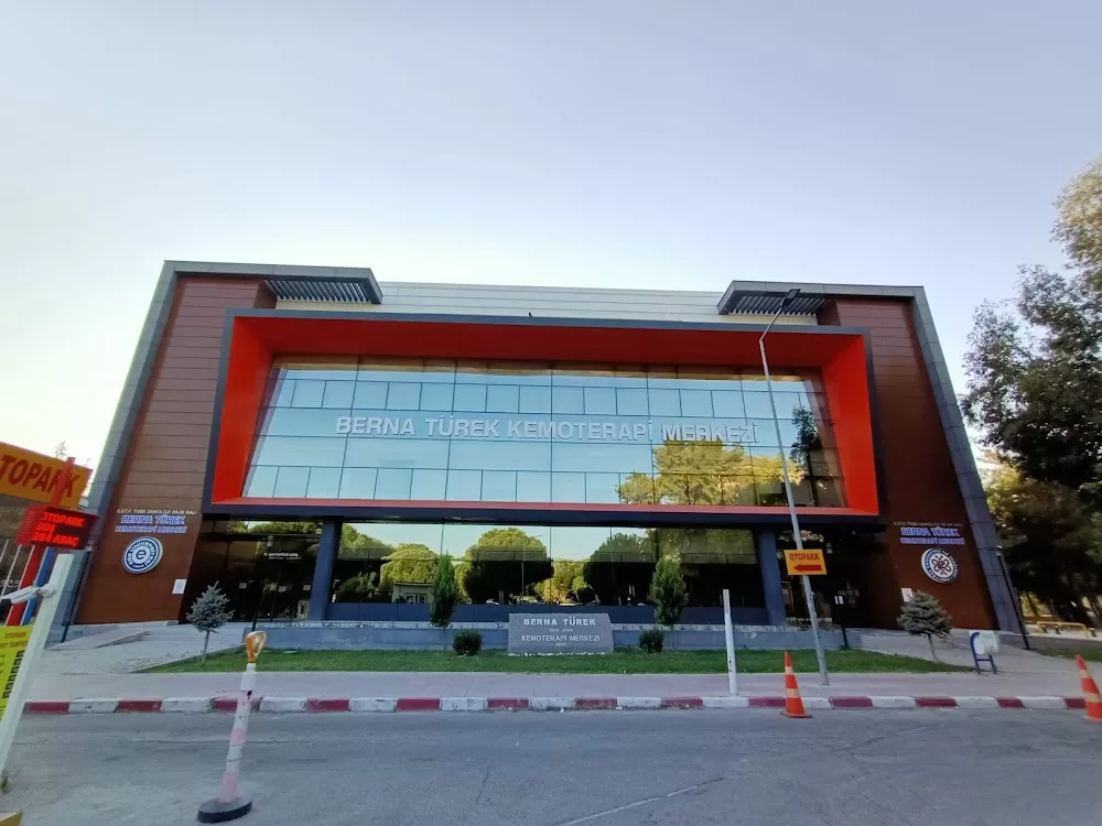 Berna Türek Kemoterapi Merkezi - Photo 7