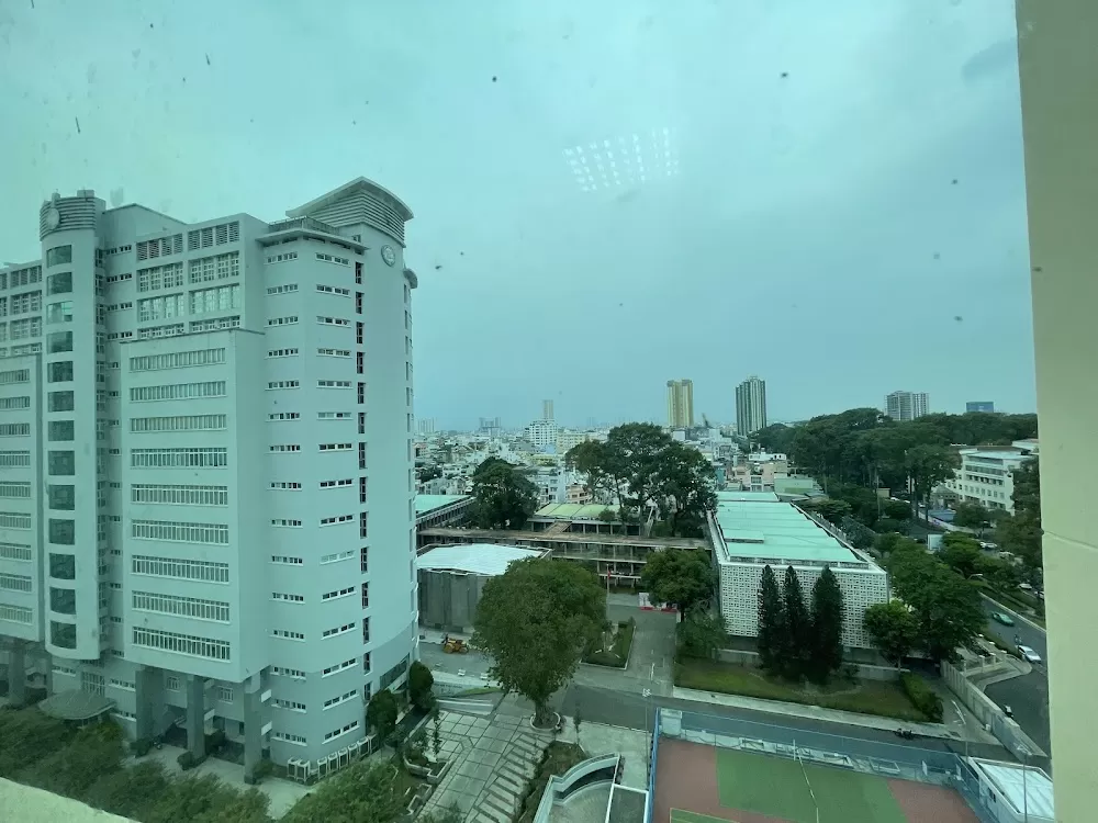 University Medical Center HCMC - Photo 4