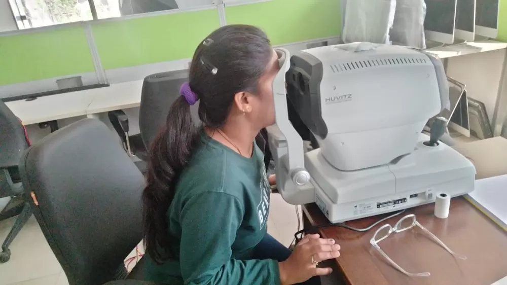 Dr. Haldar's OrthoVision Healthcare - Photo 8