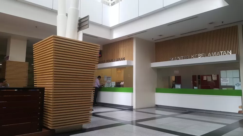 Women and Children Health Complex, UMMC - Photo 3