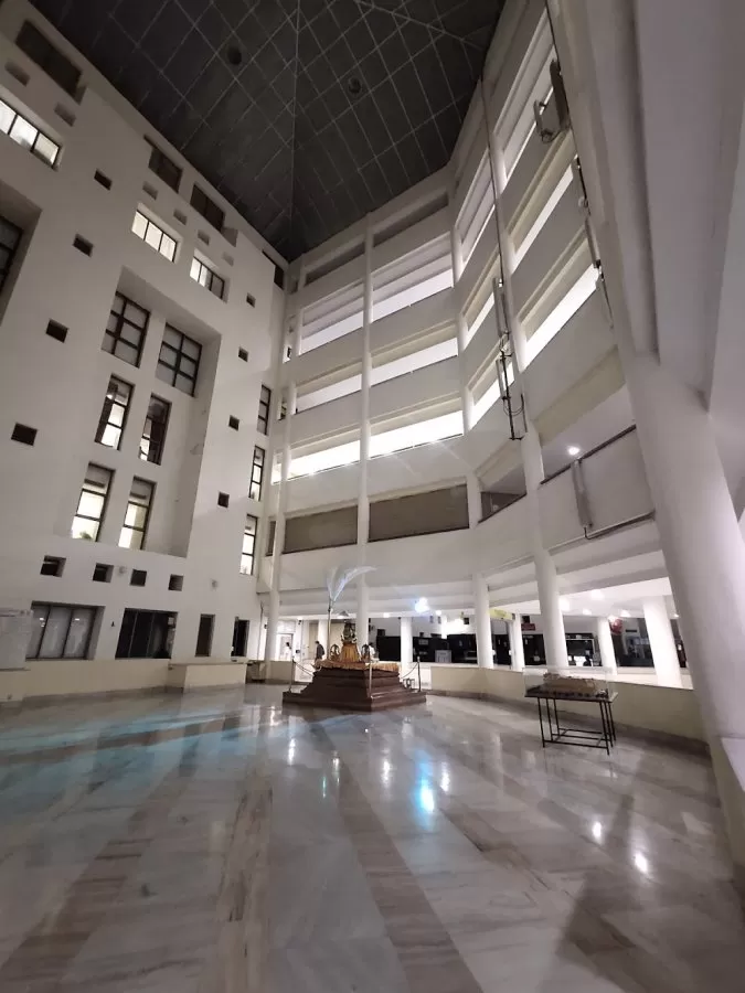 Apollo Hospital - Photo 1