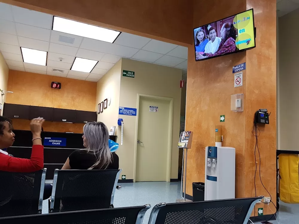 Hospital Metropolitano • Tibás - Photo 2