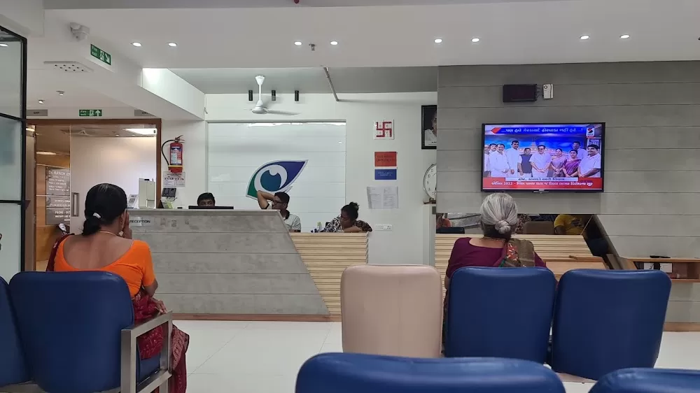 SHARDA EYE HOSPITAL - Dr Manish Joshi - Photo 7