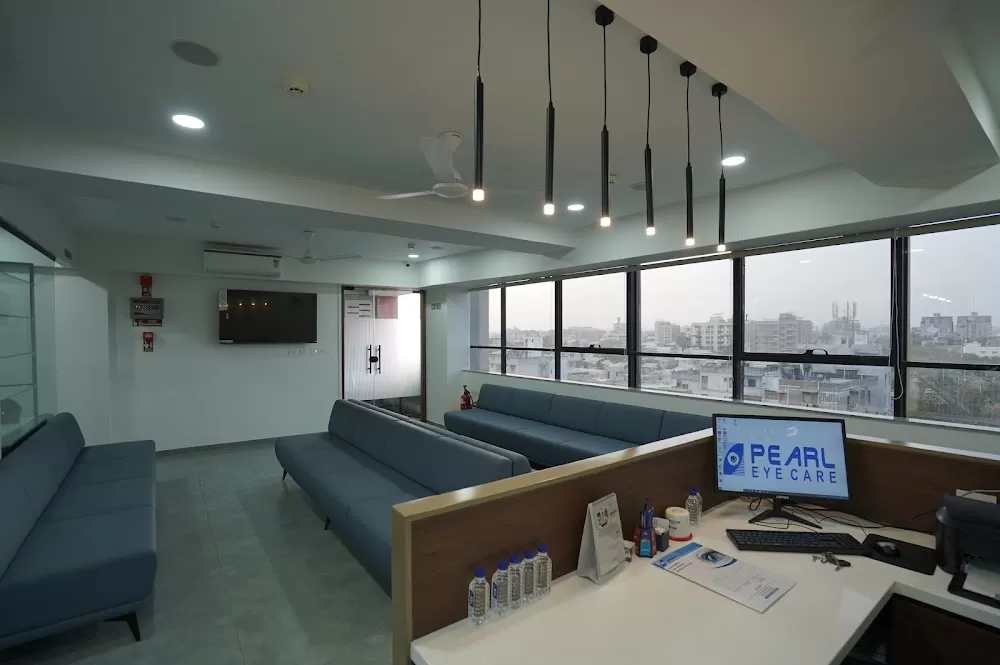 PEARL EYE CARE - Photo 7
