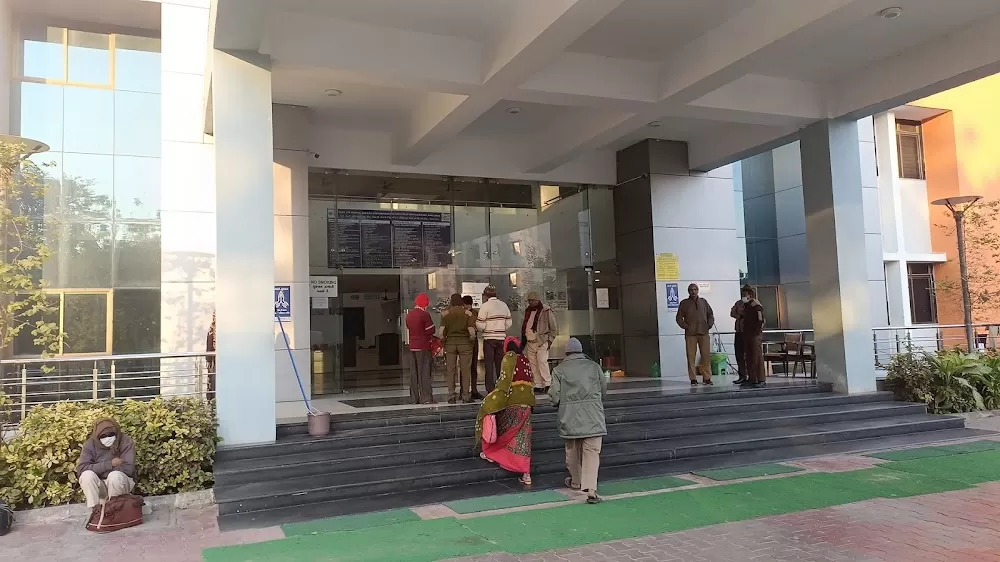Eye Hospital Ahmedabad - Photo 2
