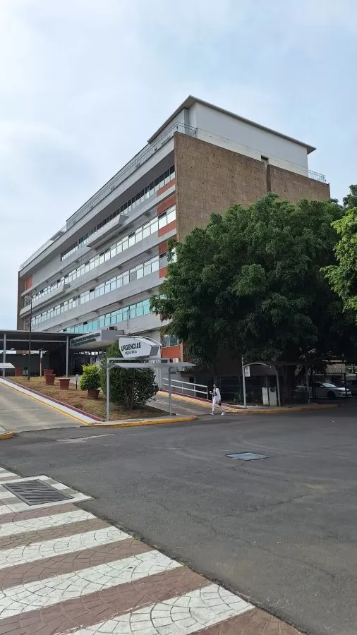 Hospital de Pediatría (CMNO IMSS) - Photo 2