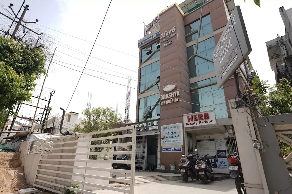 Drashya Eye Hospital - Photo 3