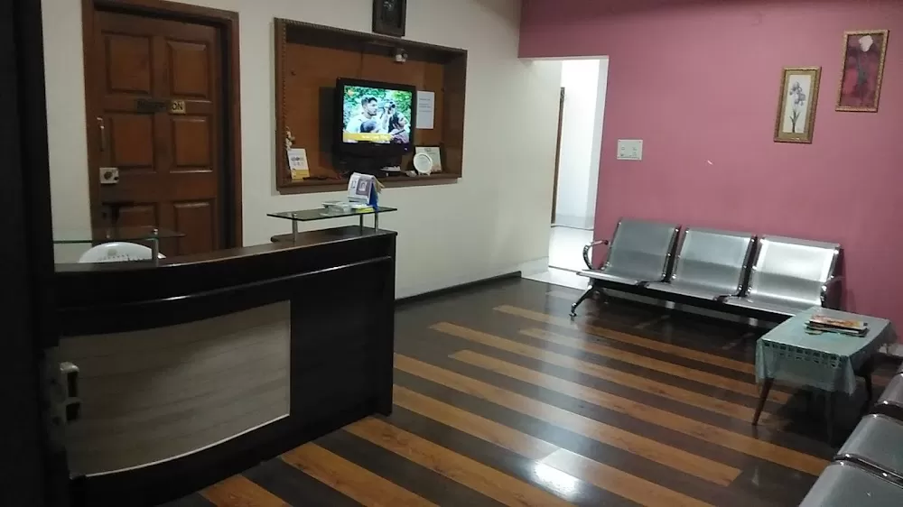 COLO-PROCTOLOGY CLINIC - Photo 3