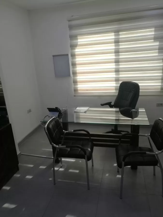 الدكتور علاء حوا - اخصائي العظام واستبدال المفاصل والطب الرياضي - Photo 2