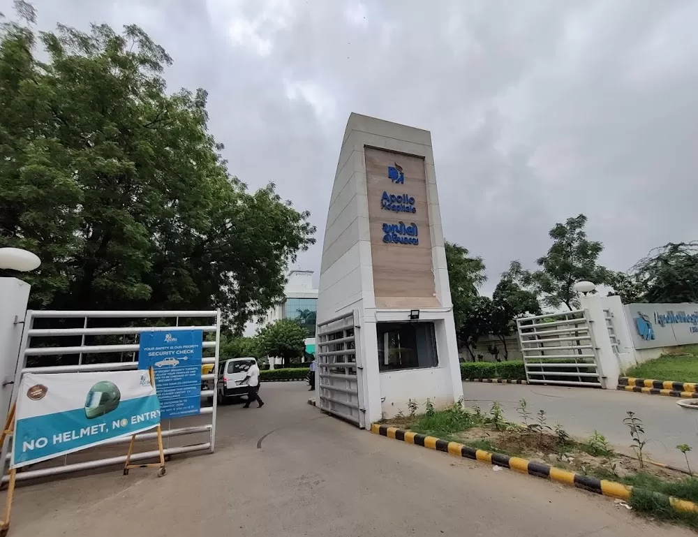 Department of Neonatology | Apollo Hospitals Gandhinagar - Photo 6