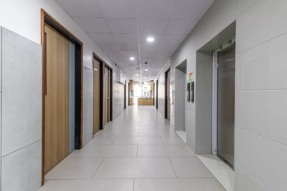 Doctor House (Mission Gastrocare/Hemato-oncology clinic/Dr Udayan's lab), Vadodara - Photo 6