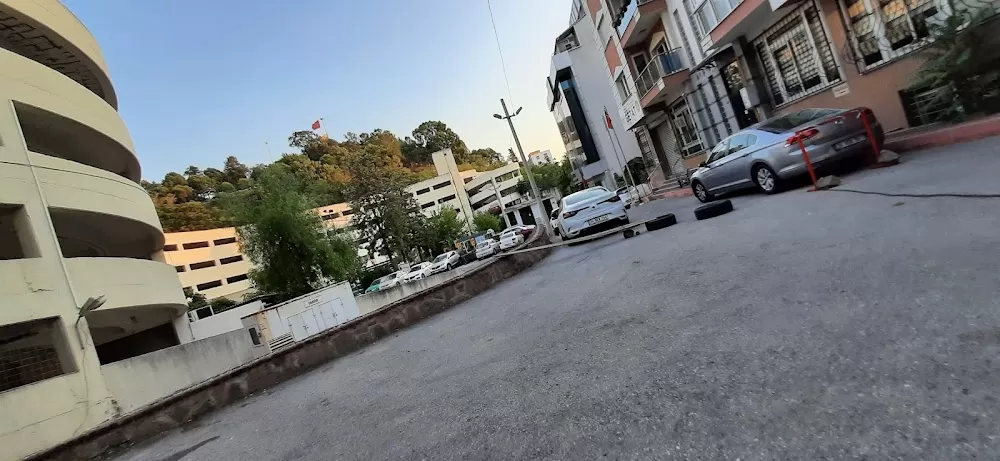 T.C SBÜ Bozyaka EAH Göztepe Semt Polikliniği - Photo 4
