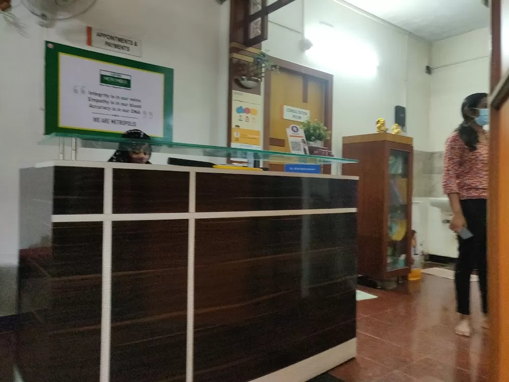 Dr.Saravanan.B.N - Sree Skin Hair and cosmetic clinic - Photo 7