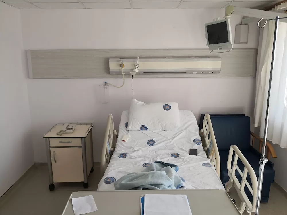 Akdeniz Üniversitesi Hastanesi - Photo 7
