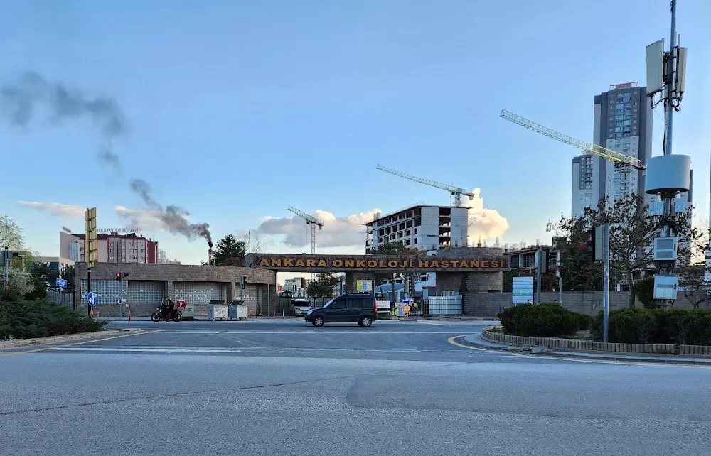 Ankara Onkoloji Eğitim Ve Araştırma Hastanesi Ek Binası Polikliniği - Photo 8