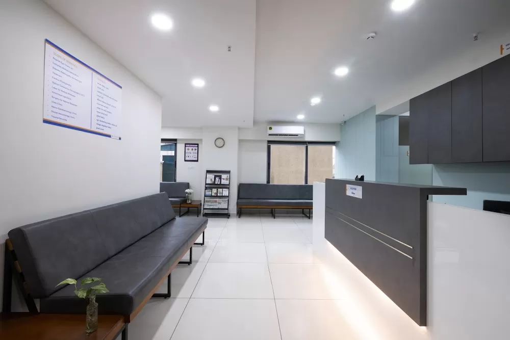 Vala Eye Centre : Best Eye Hospital & Best Retina Specialist in Vadodara - Photo 6
