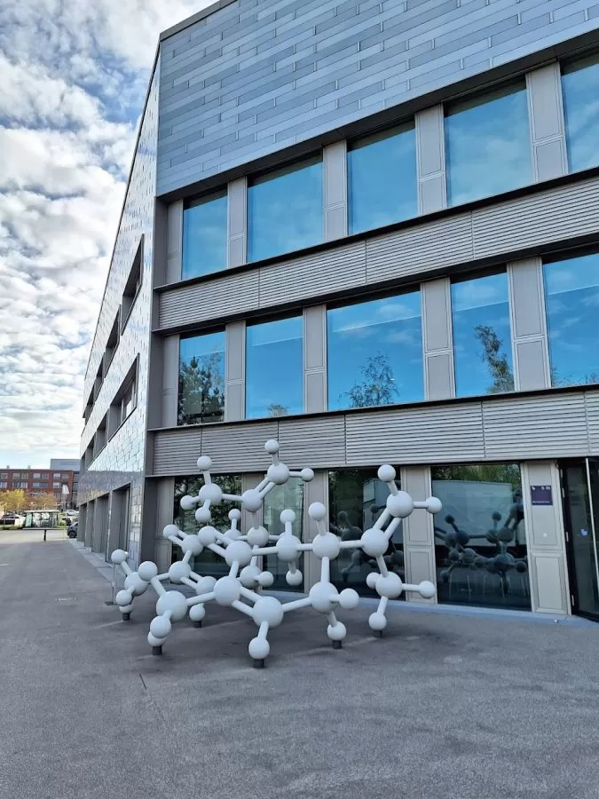 Campus Berlin-Buch GmbH - Photo 2