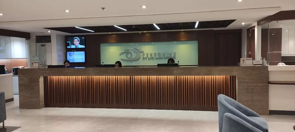 Peregrine Eye and Laser Institute - Photo 8