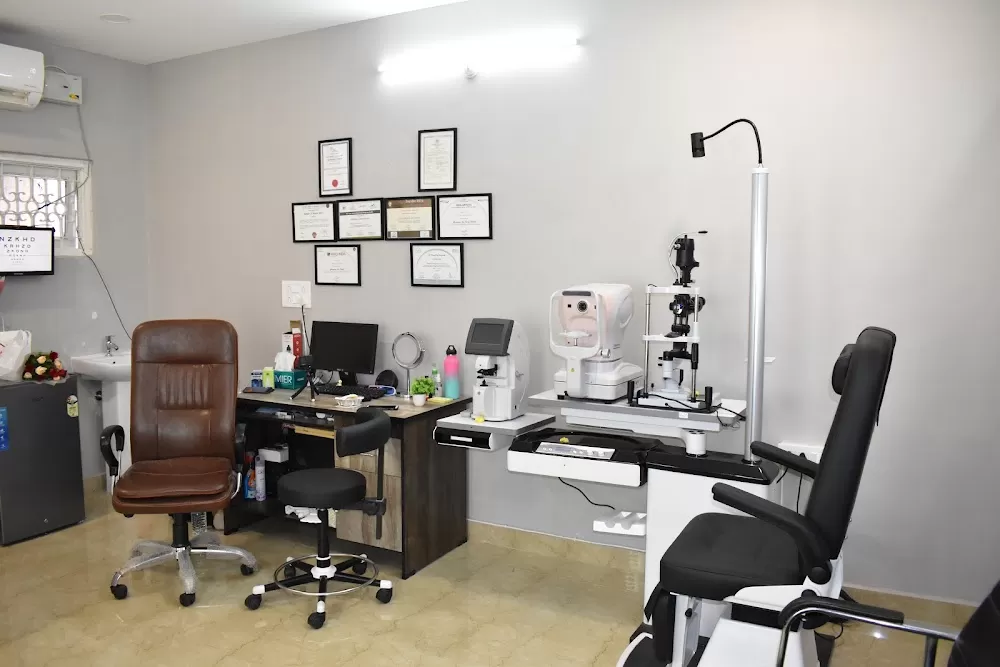 AKSHAYA ADVANCED EYE CARE CENTRE - Photo 1